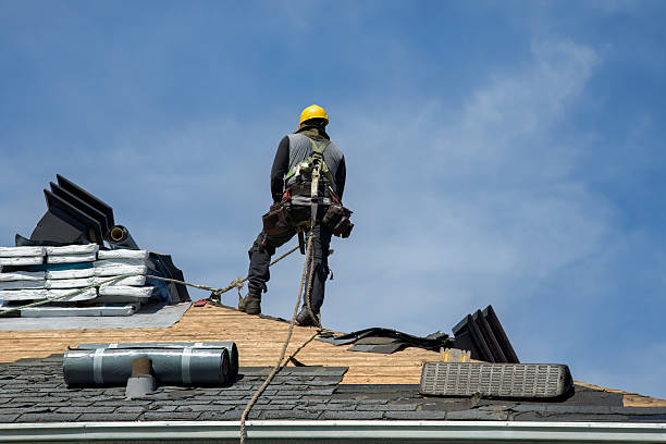Professional Gutter Installation technician working in Gilchrist, OR